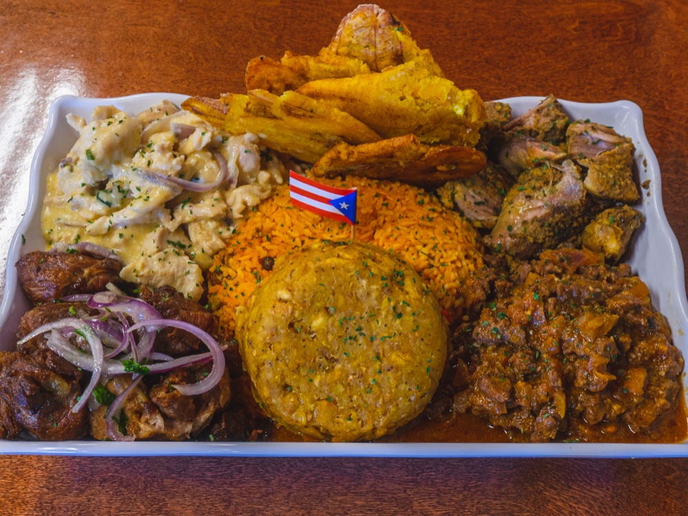 Pal Que Pueda — Puerto Rican combo plate at 787 Restaurant El Paso
